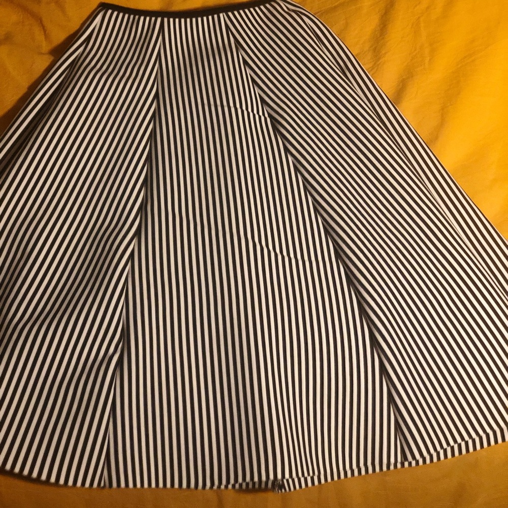 Pleated A-Line Stripped MIDI Skirt